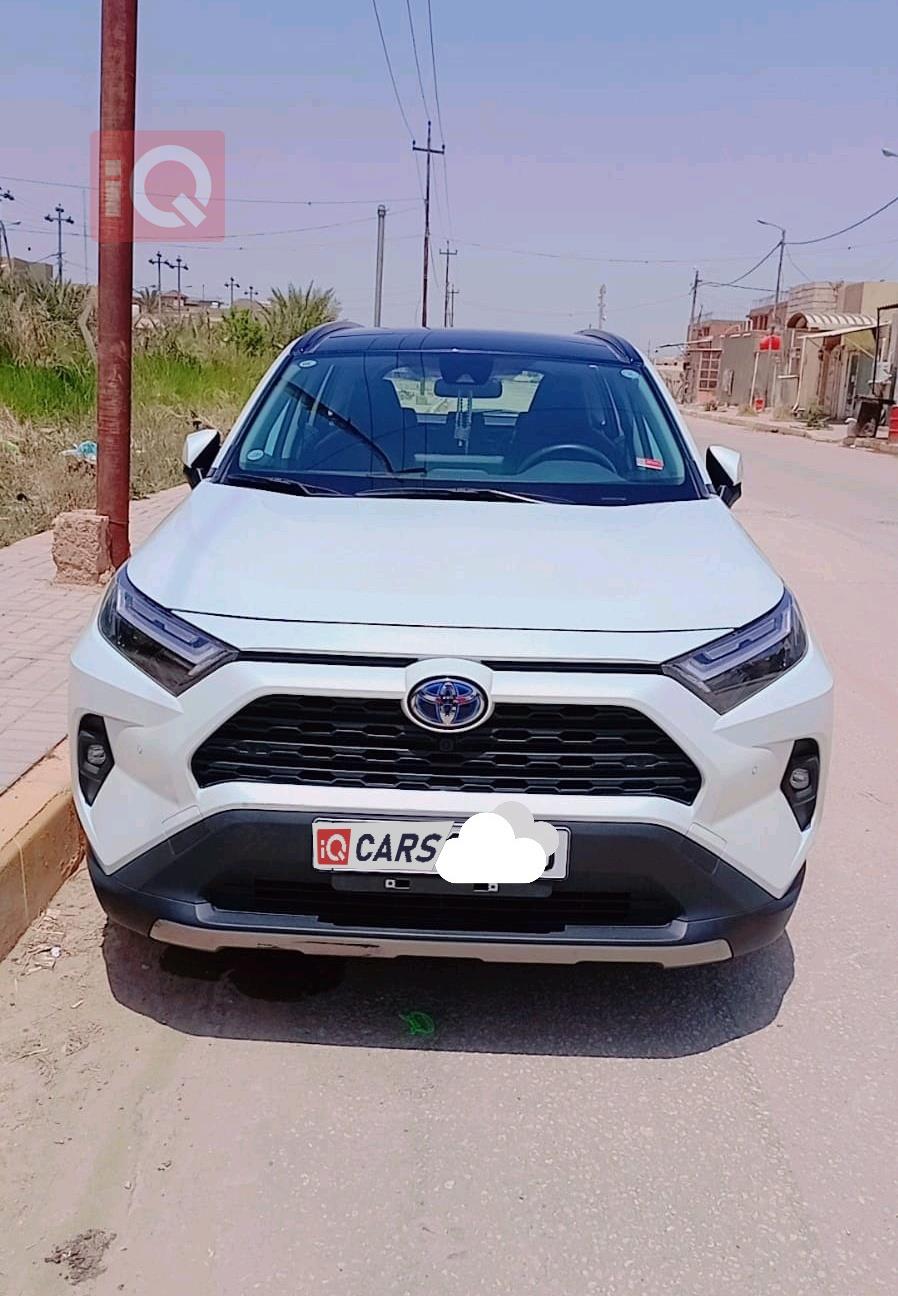 تويوتا راف 4